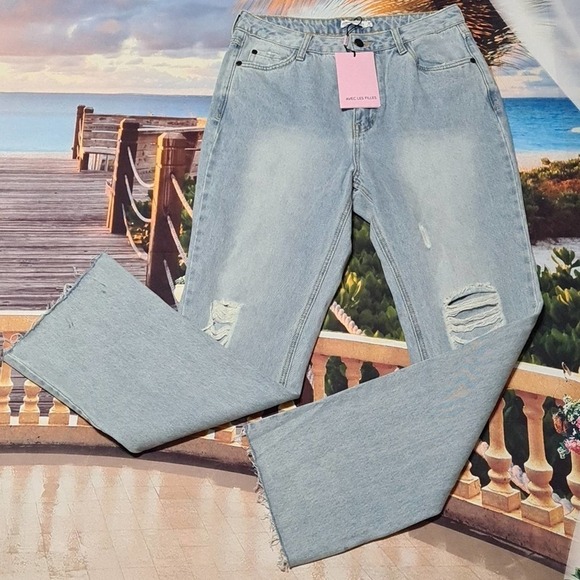 Avec Les Filles Raw Hem Distressed Jeans Size 29‎ NWT - Picture 1 of 7